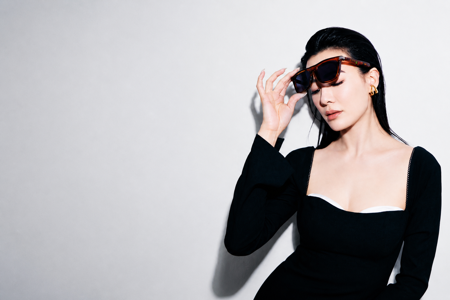 IntelliShade smart sunglasses